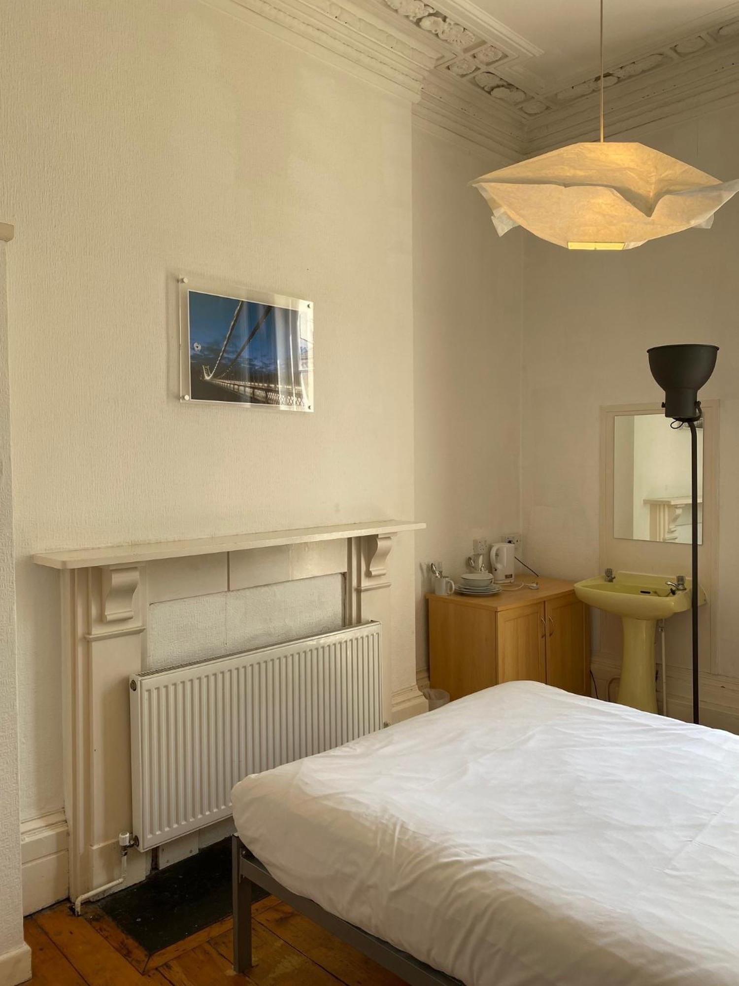Westbourne Place Rooms - By Clifton Short Lets Bristol Room photo