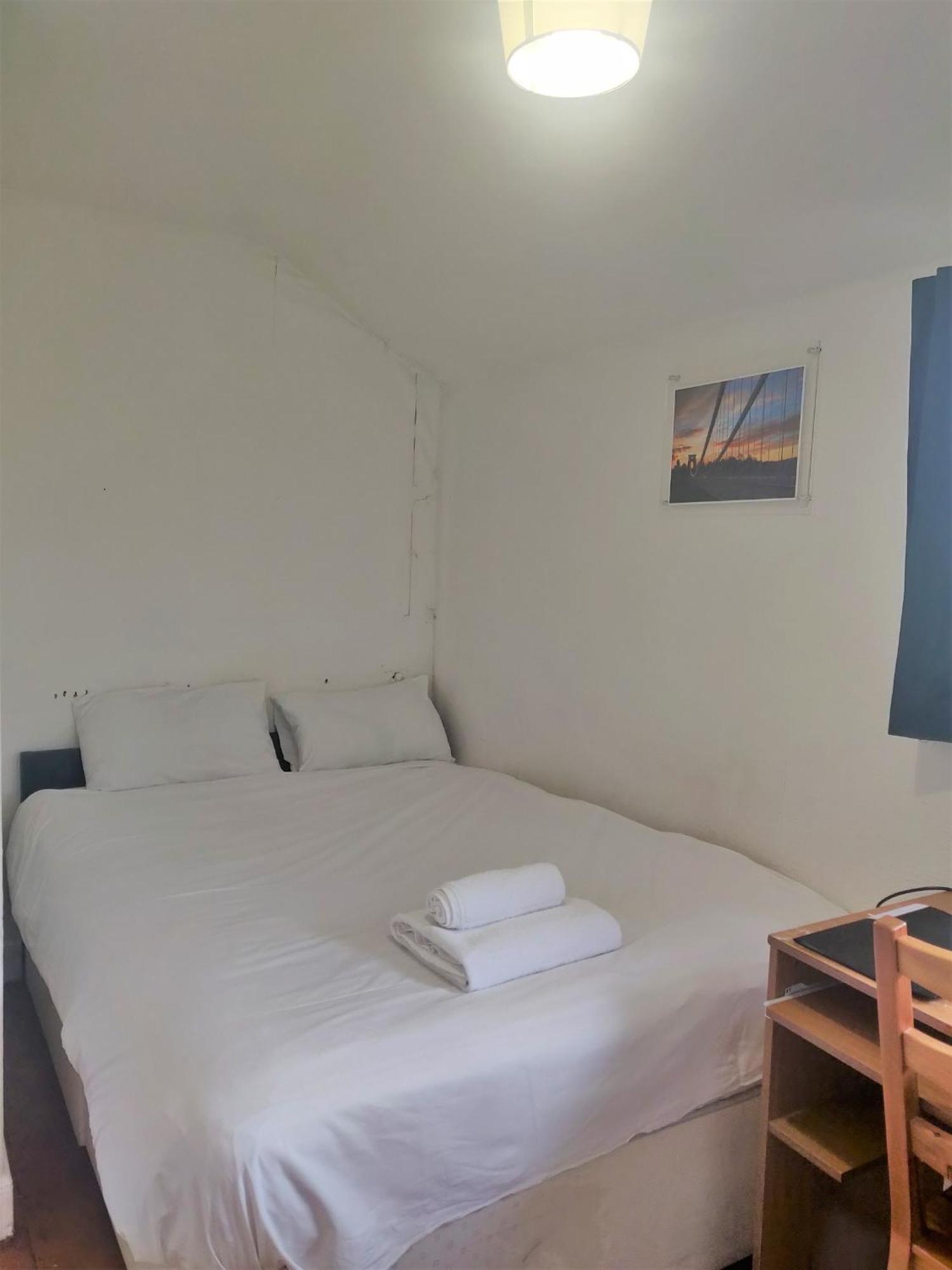 Westbourne Place Rooms - By Clifton Short Lets Bristol Room photo
